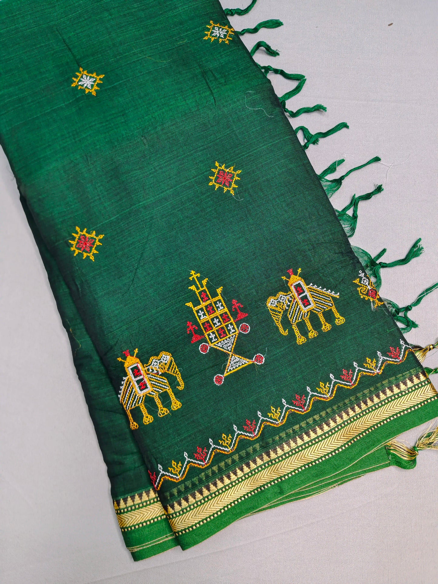 Bottle green Kasuti Embroidered Narayanapet Pure Cotton saree