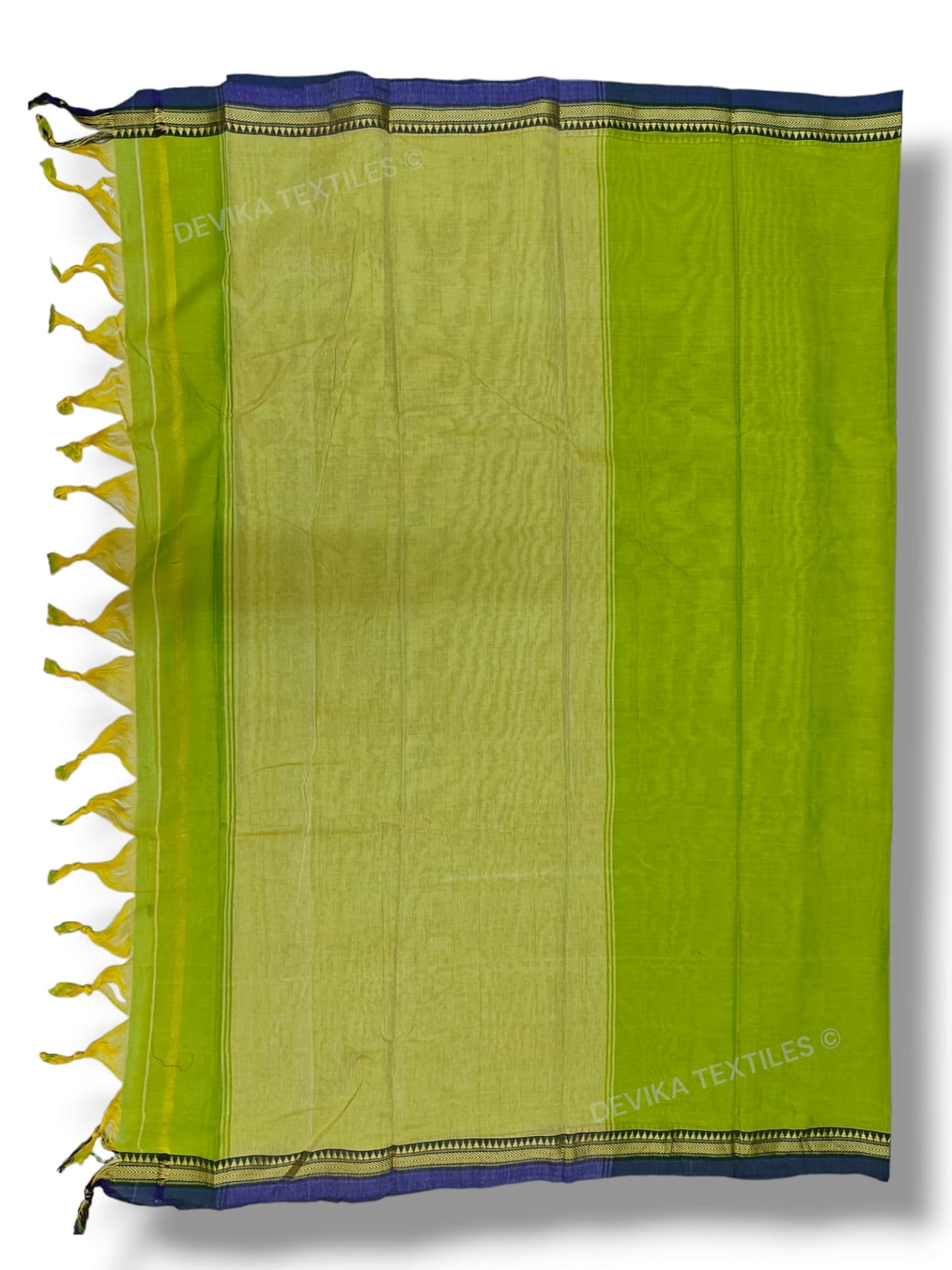 Dual tone Parrot green Ashwini Narayanapet Pure Cotton saree with running blouse piece (same as saree)
