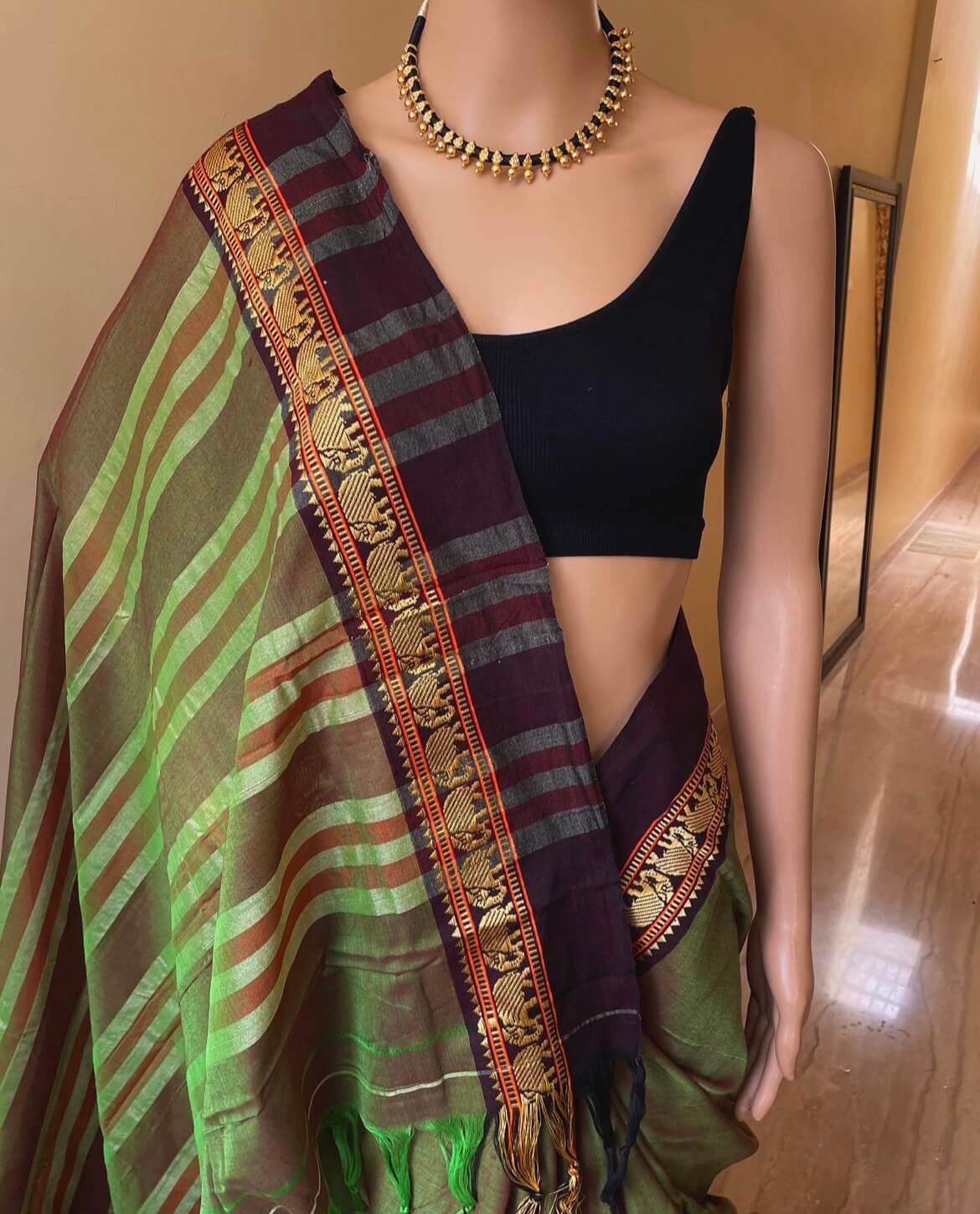 Elephant Border Narayanpet Pure Handloom Cotton Sarees with Running blouse piece(Seaweed Green)