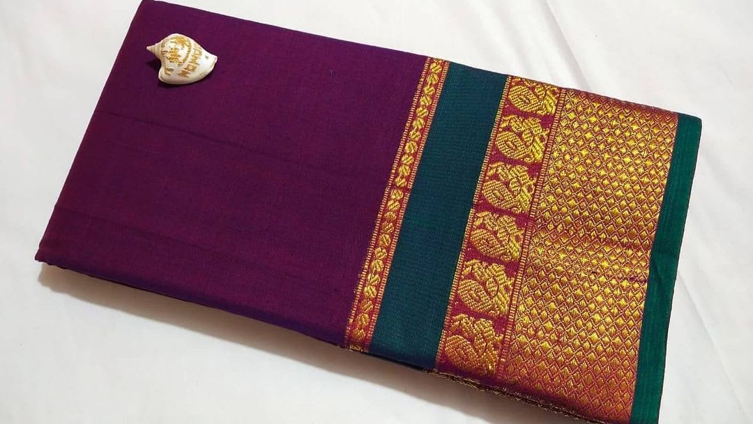 Magenta Peacock Border Narayanpet Pure Handloom Cotton Sarees with Running blouse piece