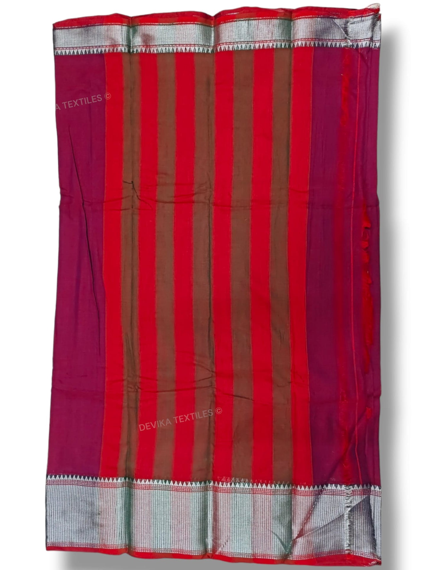 Magenta Sahitya Narayanapet Pure Cotton saree with running blouse piece (Same as saree)