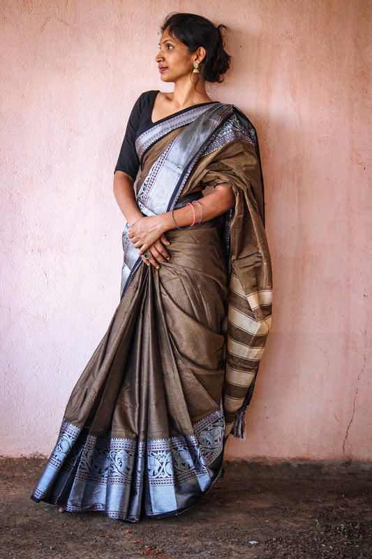 Biege Tanvi Silver Jari Border Narayanpet Pure Cotton saree