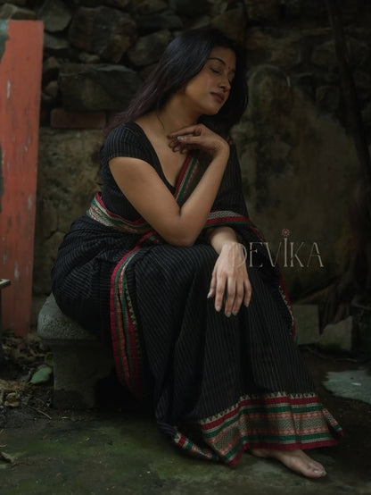 Black Anuradha Lining Pattern Narayanapet Pure Cotton saree