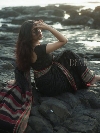 Black Anuradha Lining Pattern Narayanapet Pure Cotton saree