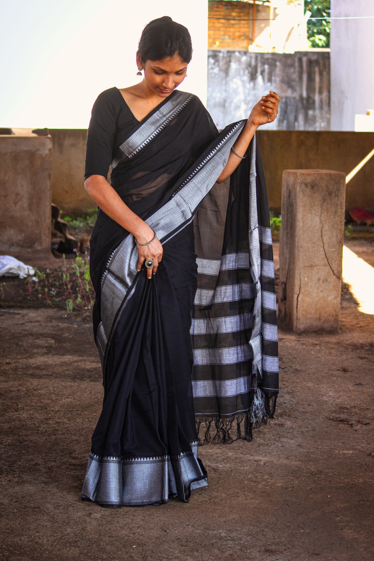 Black Sahitya Silver Jari Border Narayanpet Pure Cotton saree