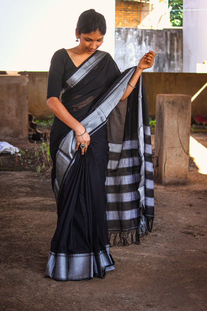 Black Sahitya Silver Jari Border Narayanpet Pure Cotton saree