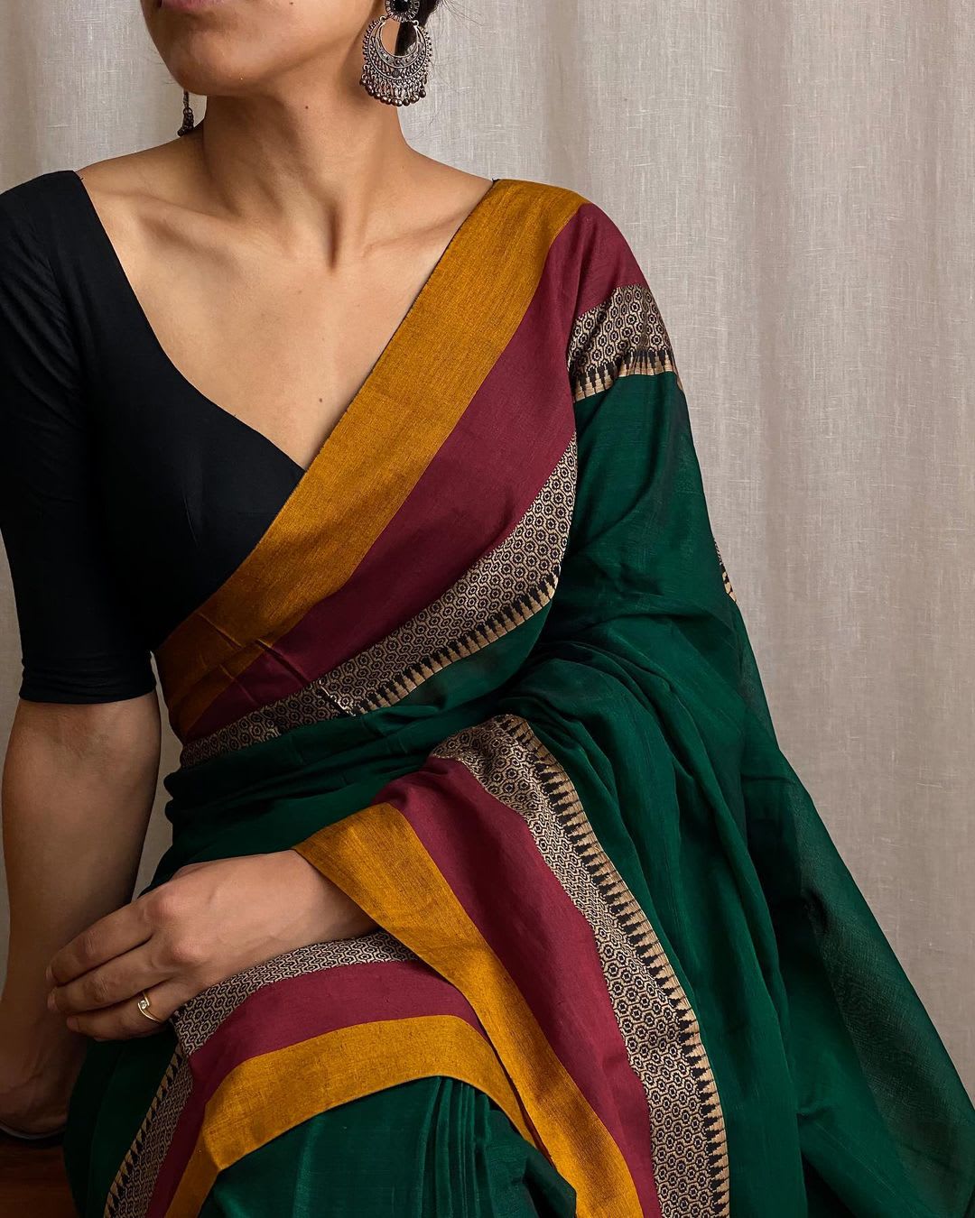 Bottle Green Avani Border Narayanpet Pure Cotton saree with Running blouse piece