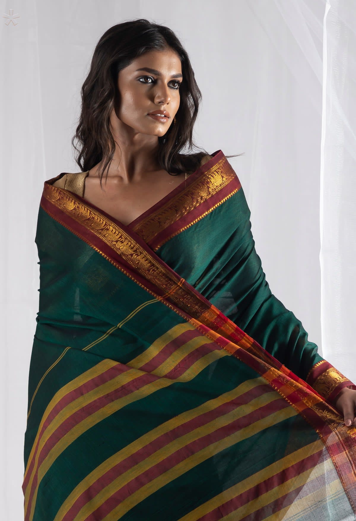 Bottle Green Elephant Border Narayanapet Mercerised Cotton saree with running Blouse piece (Same As saree)