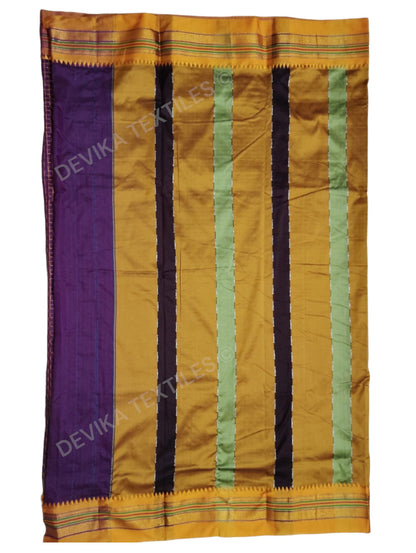 Magenta Ilkal Zig Zag Pattern Cottonsilk Saree with running blouse piece