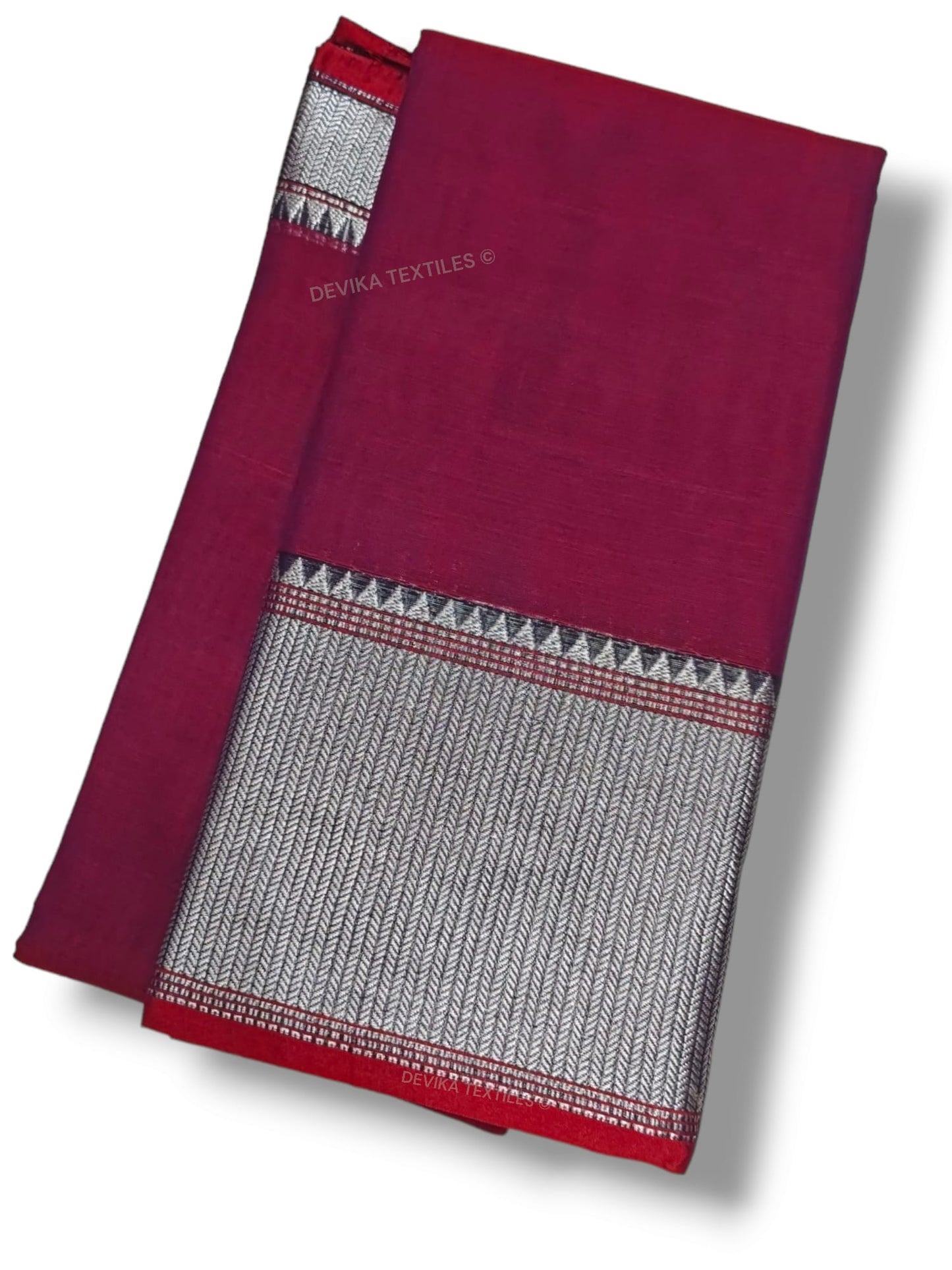 Magenta Sahitya Narayanapet Pure Cotton saree with running blouse piece (Same as saree)