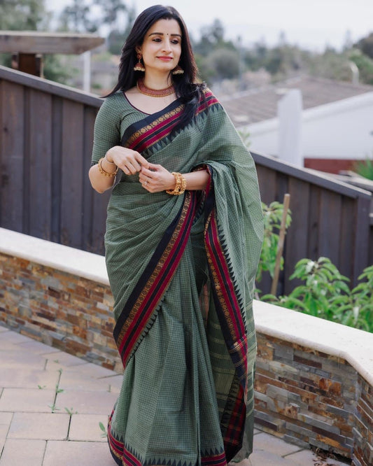 Pista Green Checkerd pattern Narayanapet Pure Cotton saree