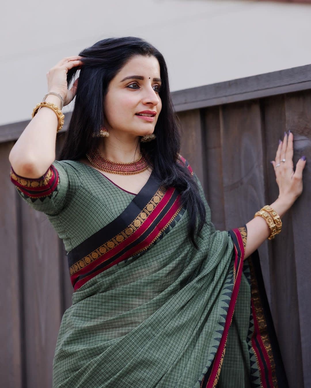 Pista Green Checkerd pattern Narayanapet Pure Cotton saree