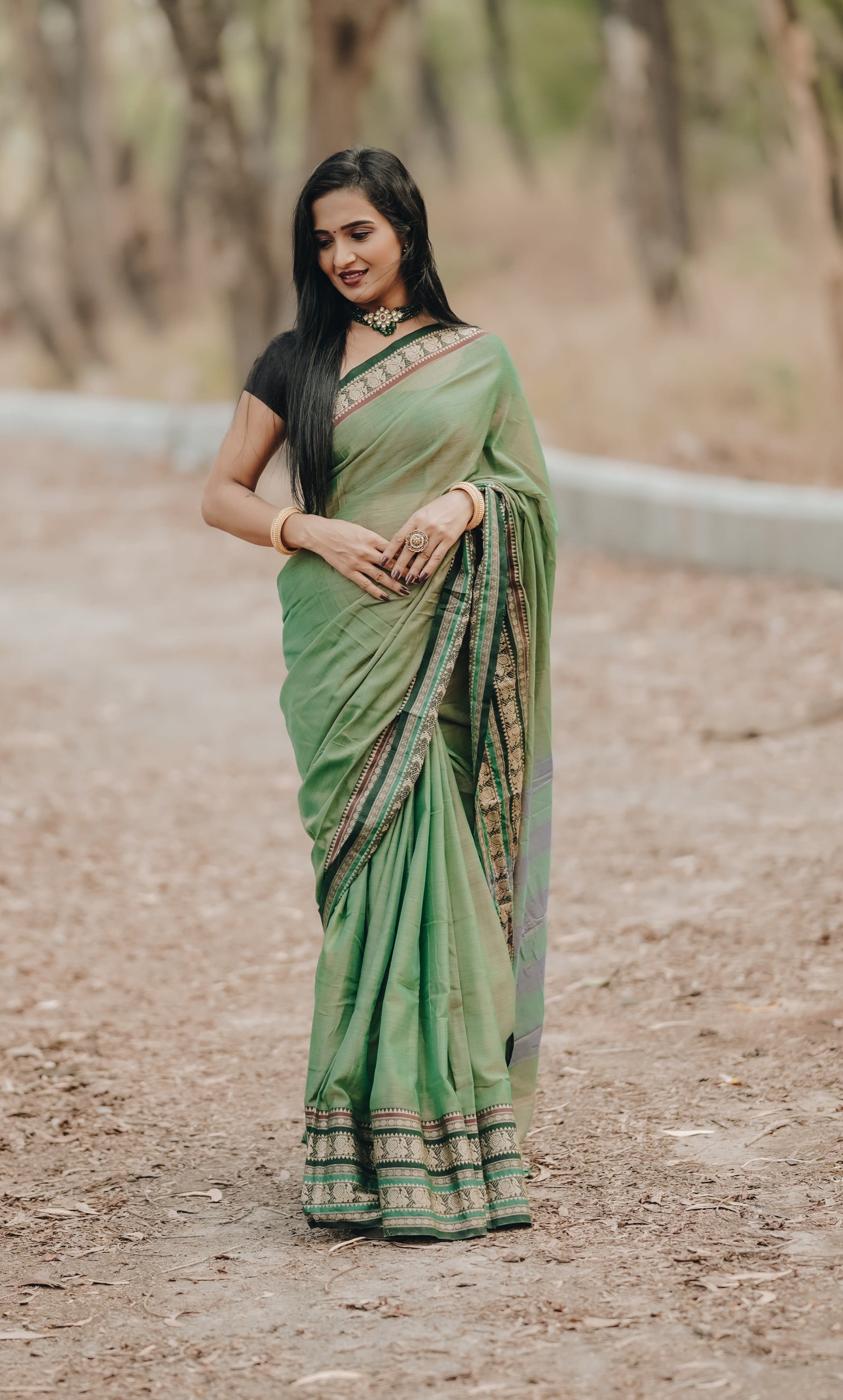 Pista Shravvya Narayanpeth Pure Mercerised Cotton Saree With Running Blouse PIece (Same As Saree)