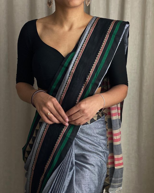 Pure Grey Rangoli Border Narayanpet Pure Handloom Cotton Sarees with Running blouse piece