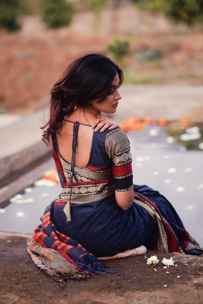 Rukmini Steel Grey Narayanpet Pure Cotton Saree