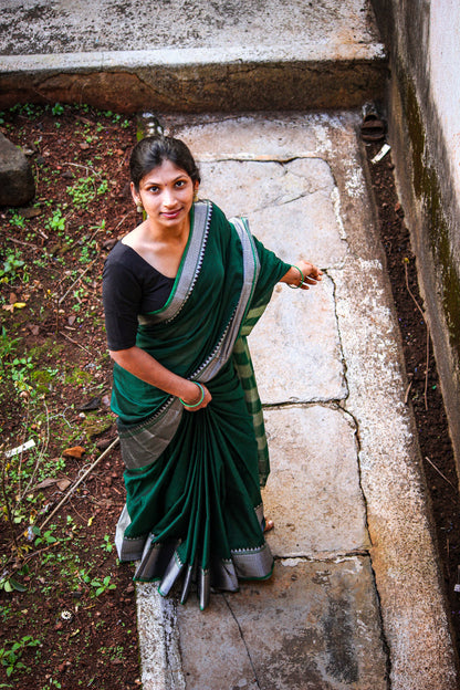 Sahitya Silver Jari Border Narayanpet Pure Cotton saree with Running blouse piece (Same as saree)