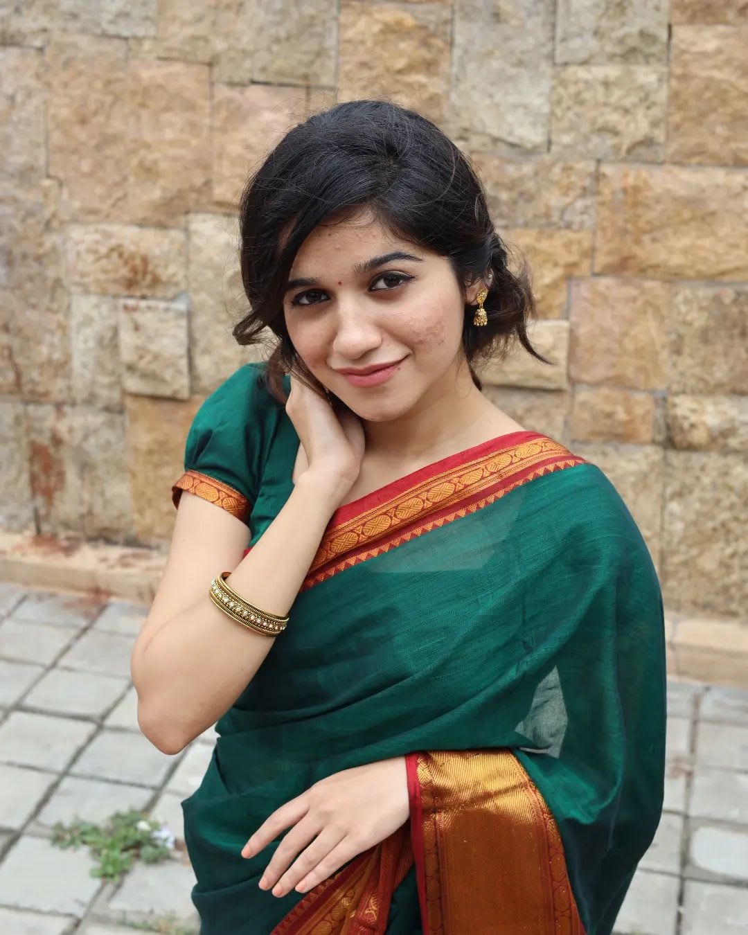 Tanushri Bottle Green Narayanpet Pure Handloom Cotton Saree with Running blouse piece