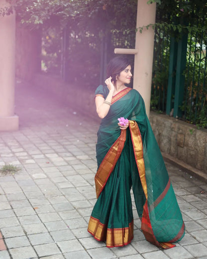Tanushri Bottle Green Narayanpet Pure Handloom Cotton Saree with Running blouse piece