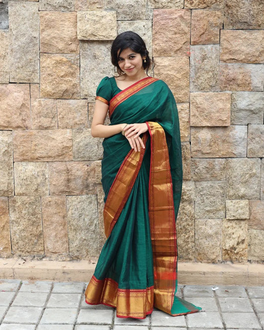 Tanushri Bottle Green Narayanpet Pure Handloom Cotton Saree with Running blouse piece