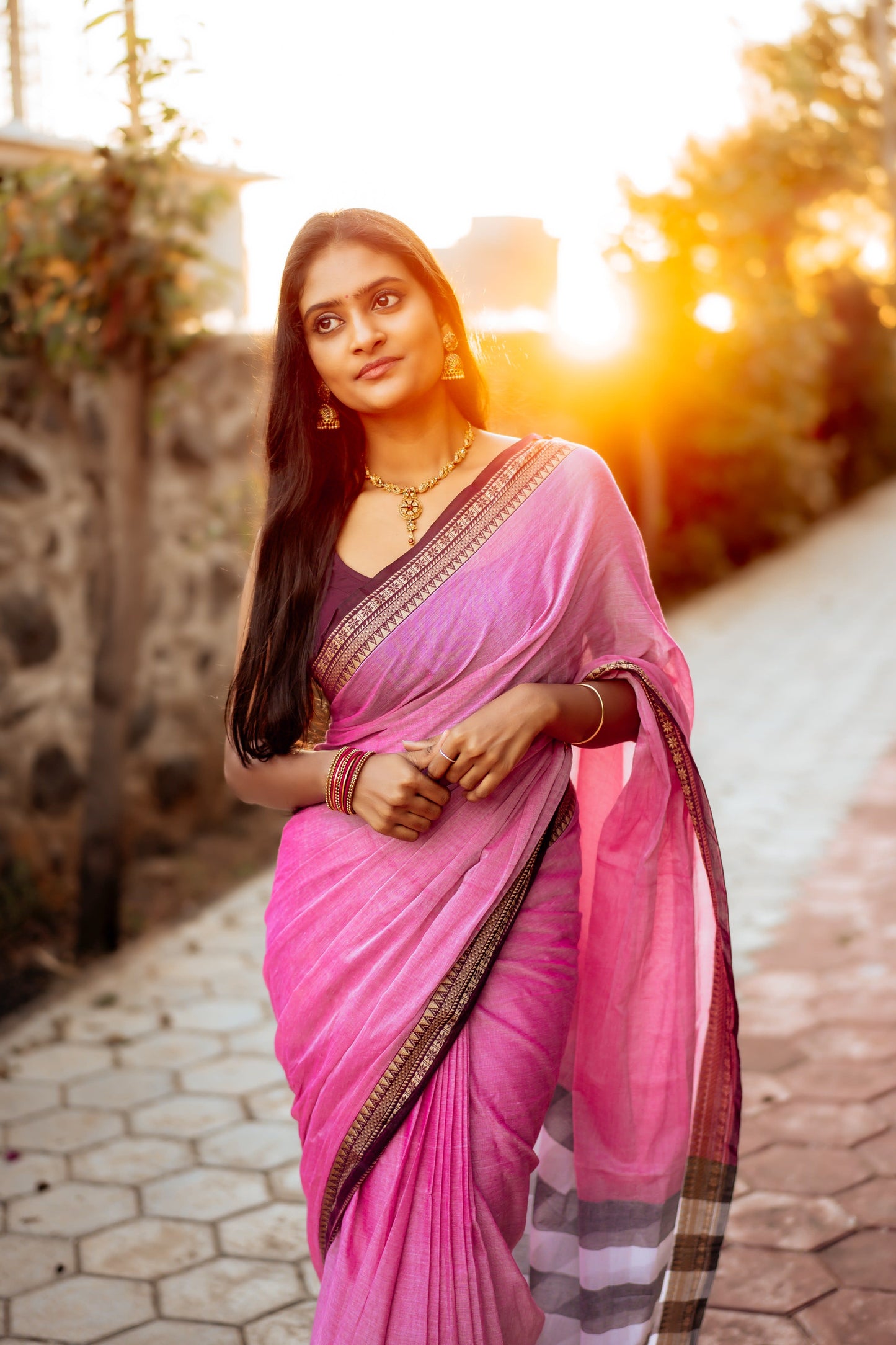 gouthami pinkish grey  Narayanpet Pure Handloom Cotton Sarees with Running blouse piece