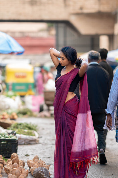 Magenta Ashwini Narayanpeth Pure Mercerised cotton Handloom Saree With Running Blouse Piece (Same as saree)