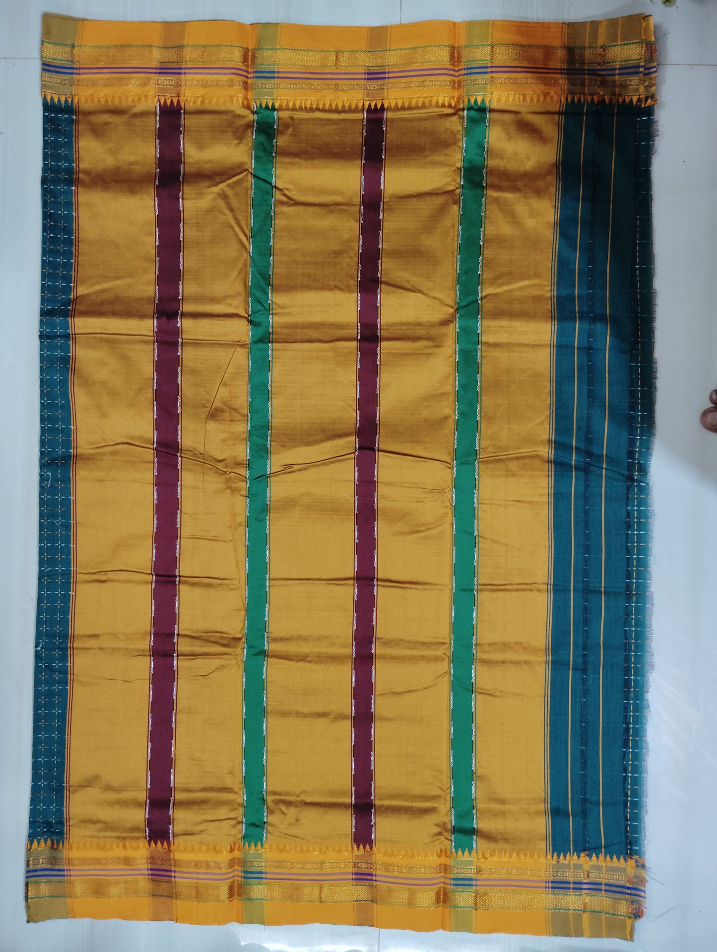 Bottle Green Cottonsilk Ilkal starplus pattern saree with running blouse piece